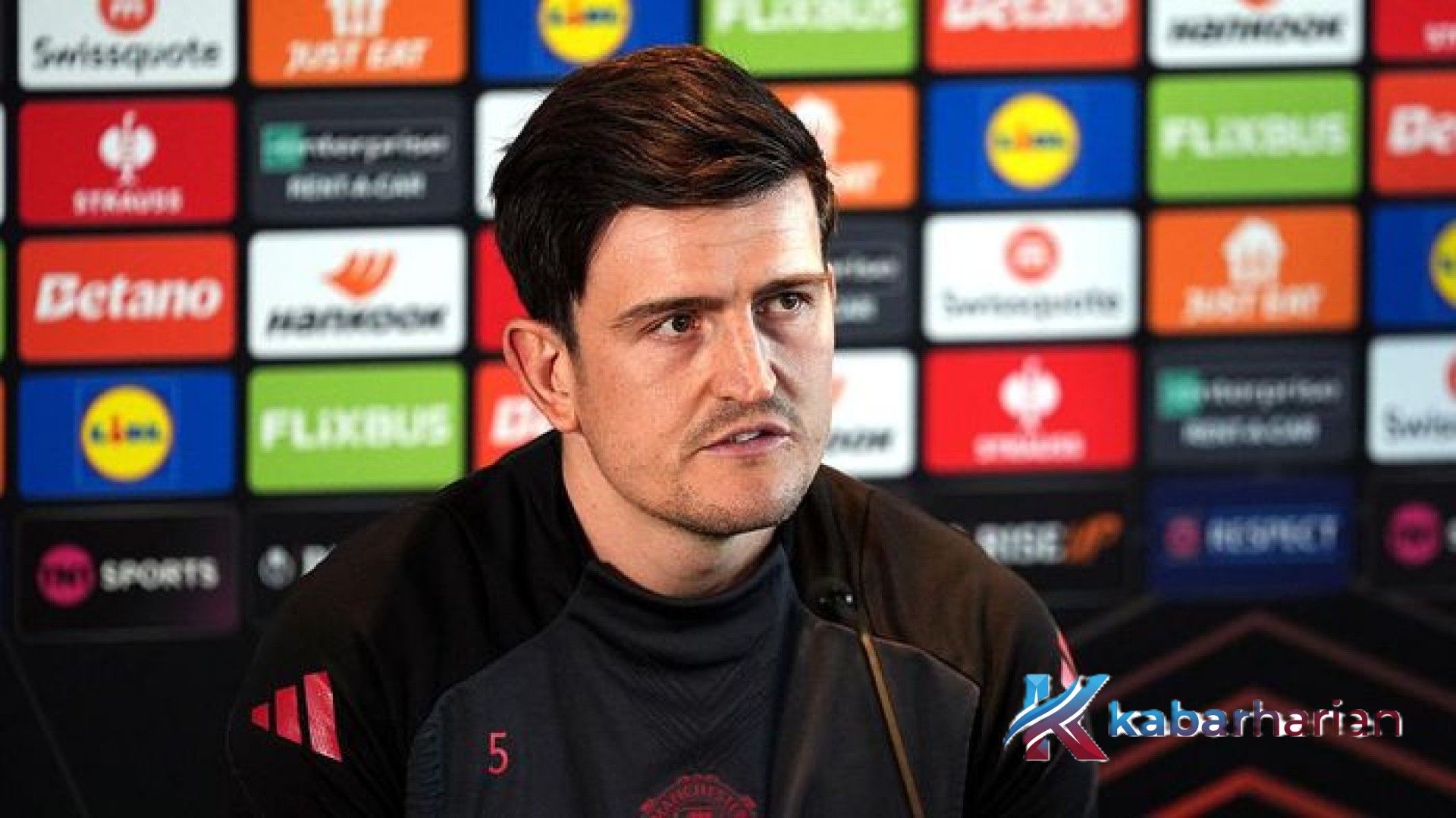 Sentuhan Magis Michael Carrick di Manchester United: Harry Maguire Ungkap Transformasi Mental dan Taktik Tim