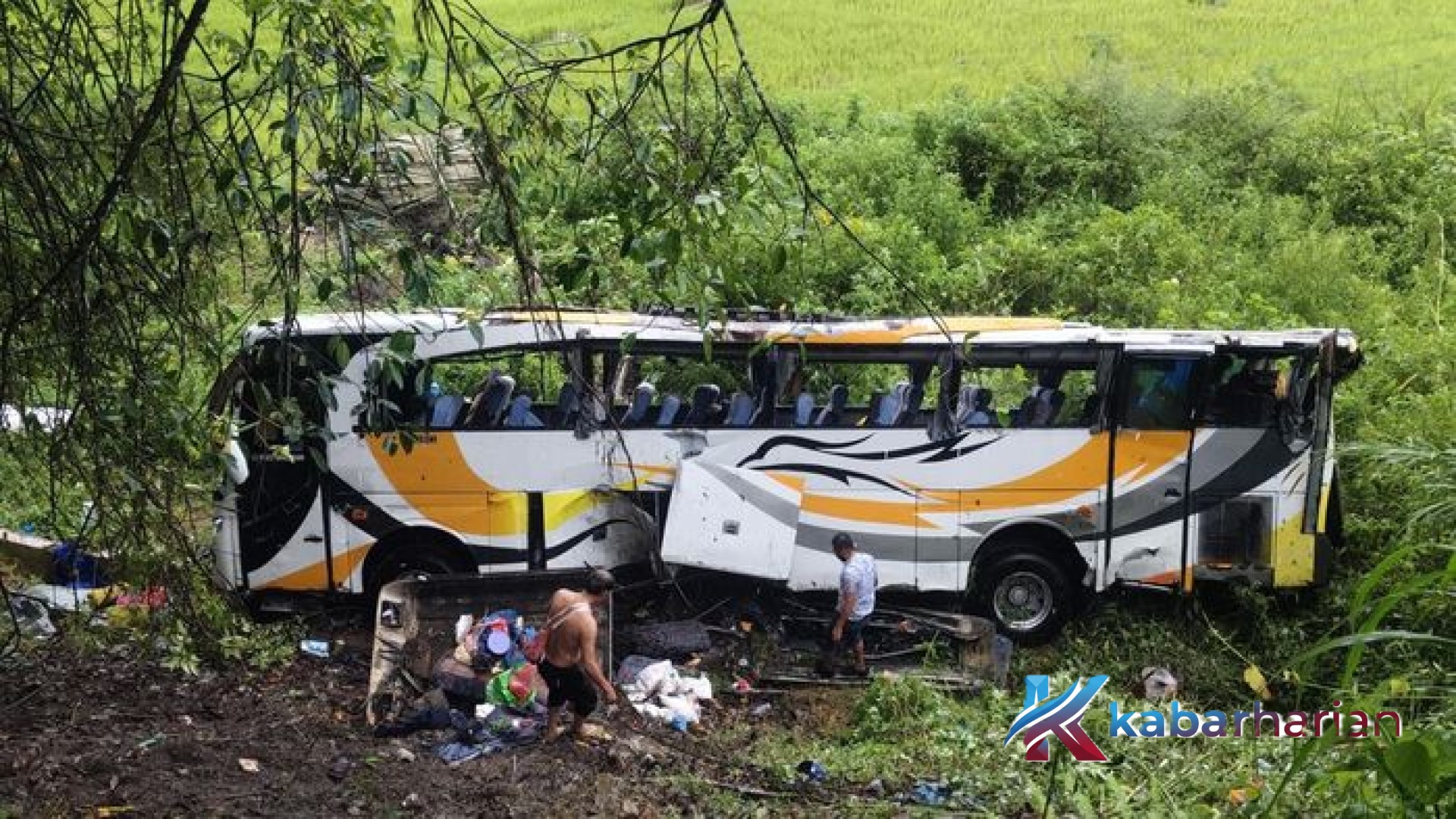 Tragedi Bus Sekolah di Toba: Kronologi dan Penyebab Bus Rombongan Terjun ke Jurang 15 Meter