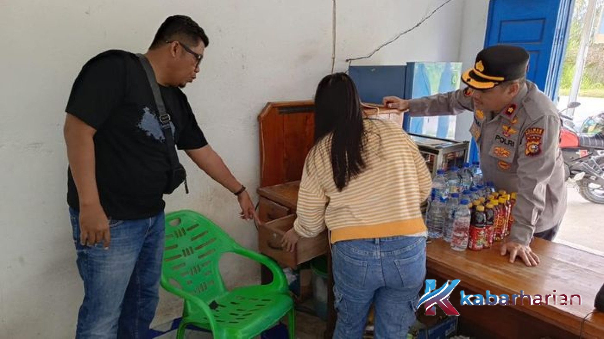 Teror Siang Bolong di Bengkalis: Perampok Bersenjata Api Satroni Gerai ATM Mini, Uang Jutaan Rupiah Raib