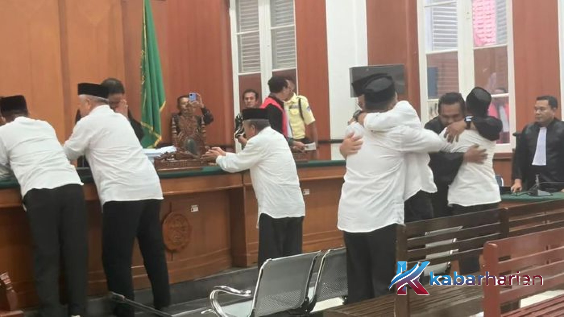 Keadilan di Balik Jeruji: Mengapa Enam Petinggi Baznas Enrekang Divonis Bebas dari Tuduhan Korupsi?