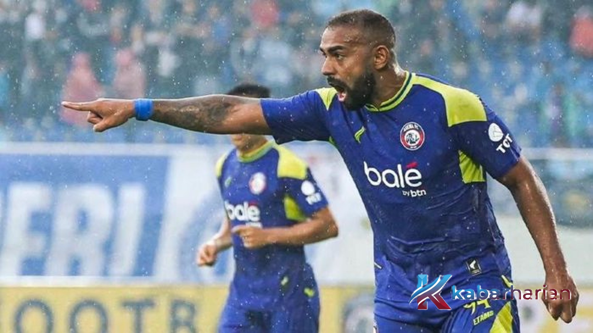 Drama di Kanjuruhan: Eksekusi Dingin Dalberto Bawa Arema FC Ungguli PSM Makassar di Babak Pertama
