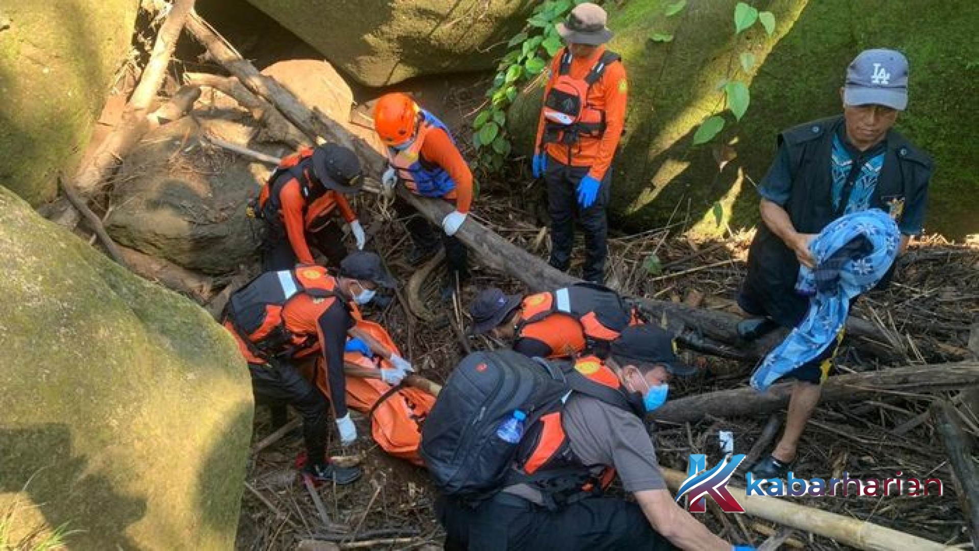 Tragedi Sungai Buakkang: Pasangan Suami Istri di Gowa Tewas Terseret Arus Saat Mencari Nafkah