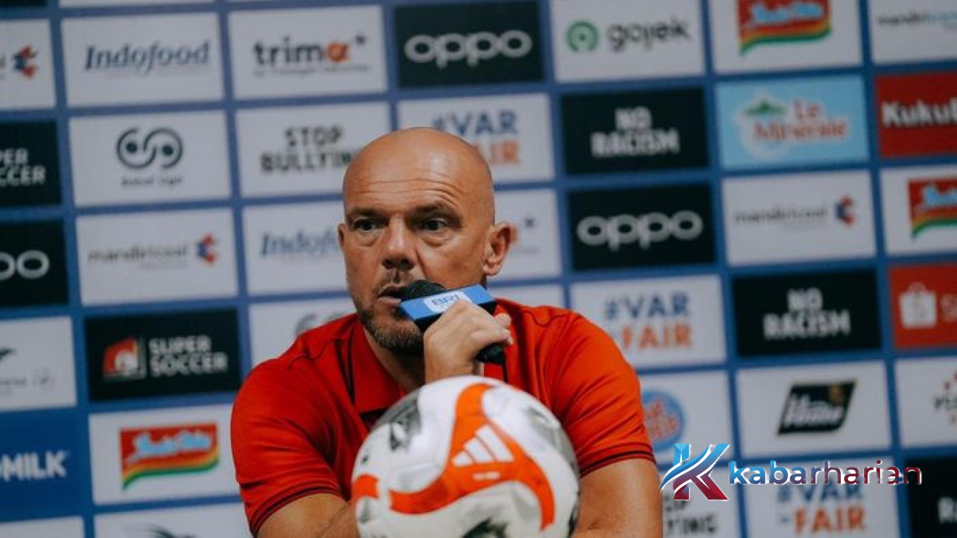 Misi Balas Dendam dan Tuntutan Keadilan: Johnny Jansen Soroti Kinerja Wasit Jelang Duel Panas Bali United vs Bhayangkara Presisi