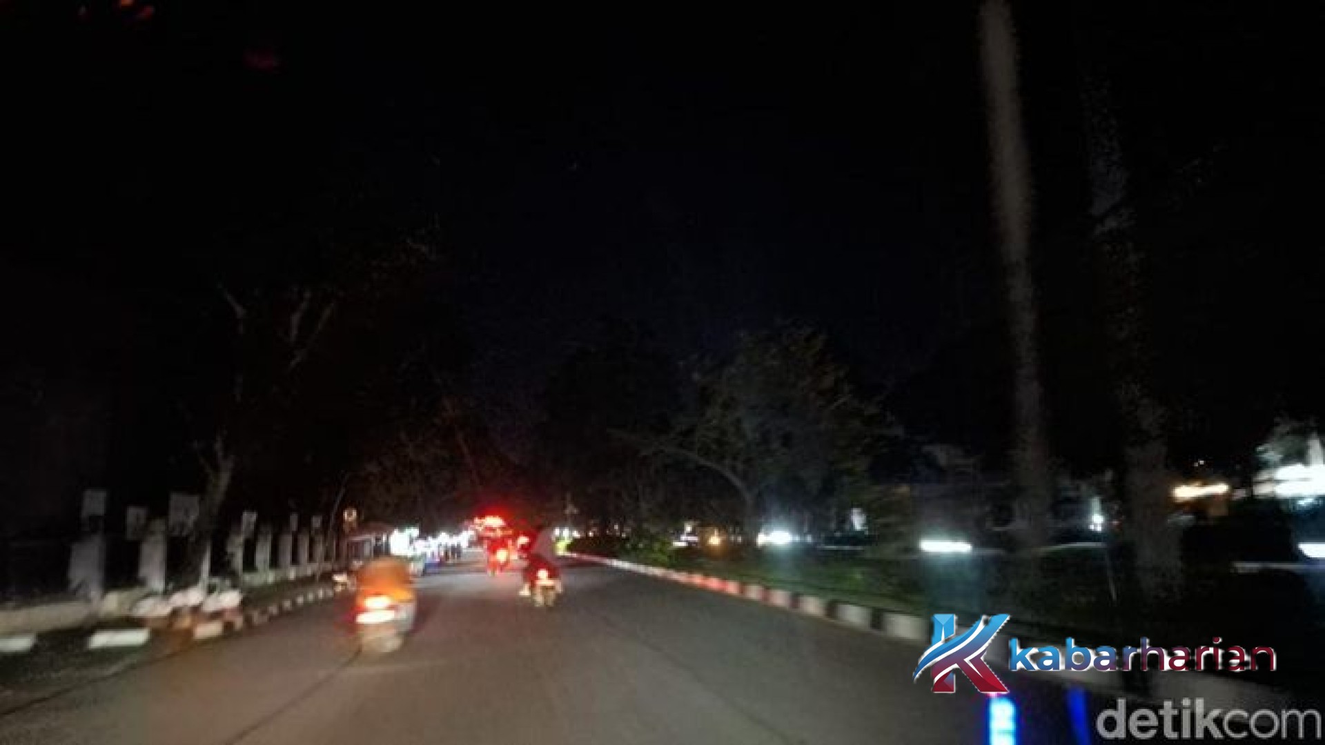 Riau Lumpuh Total: Pemadaman Listrik Masif Picu Gangguan Internet dan Kekacauan Lalu Lintas